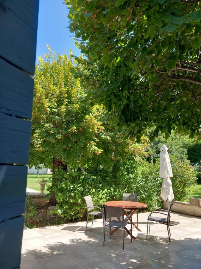 Le Petit Mas Des Alpilles En Provence Βίλα Saint-Étienne-du-Grès Εξωτερικό φωτογραφία