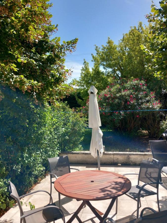 Le Petit Mas Des Alpilles En Provence Βίλα Saint-Étienne-du-Grès Εξωτερικό φωτογραφία